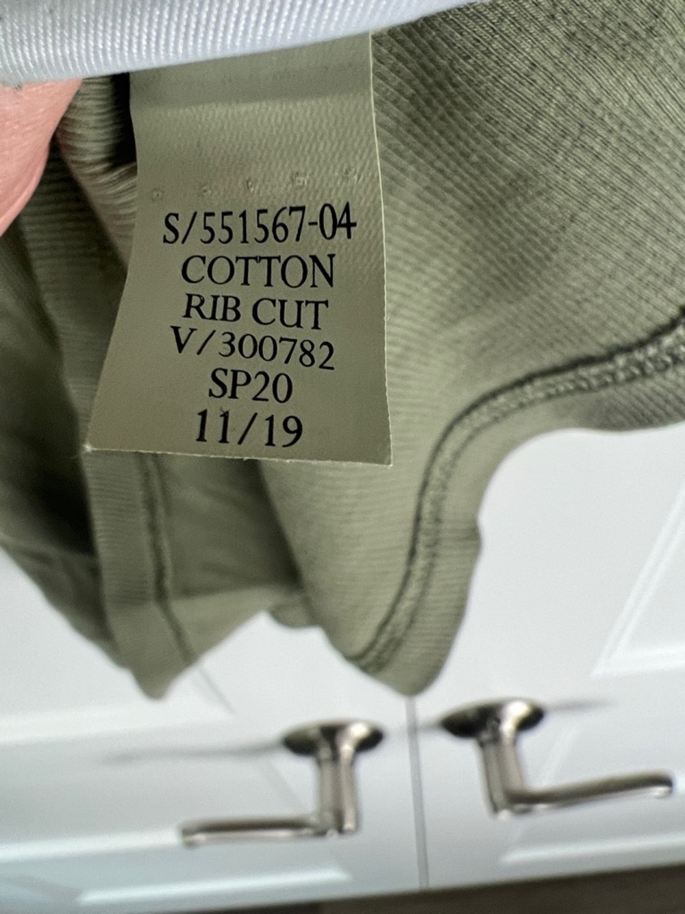 Banana Republic Fitted Ribbed Tank - Picture 5 of 9